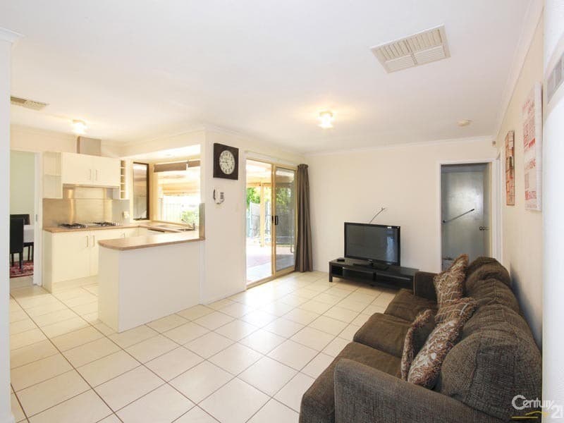 10 Whittaker Avenue, Old Reynella, SA, 5161, Old Reynella - Thumbnail 6
