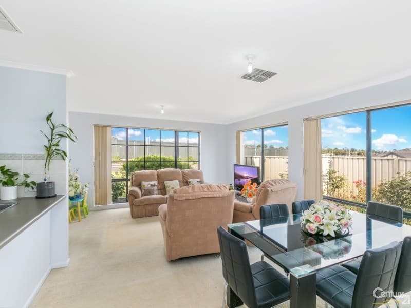 63 Chamberlain Drive, Christie Downs, SA, 5164, Christie Downs - Thumbnail 2