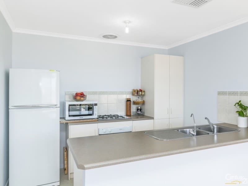 63 Chamberlain Drive, Christie Downs, SA, 5164, Christie Downs - Thumbnail 4