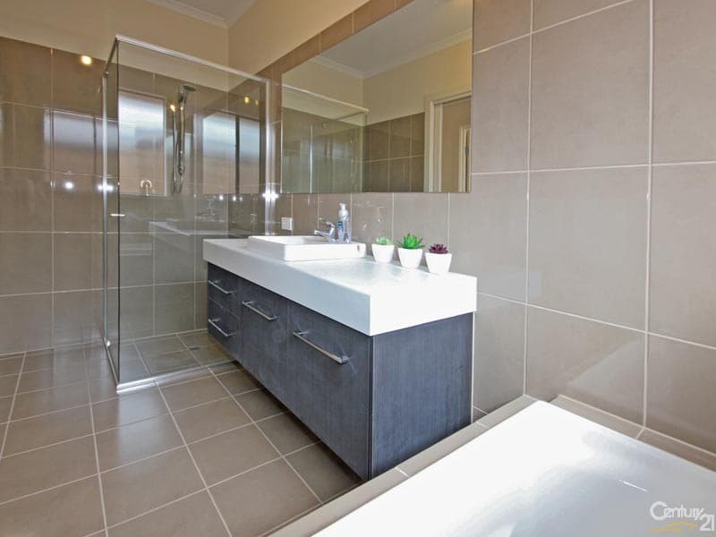 98 Madden Drive, Griffith, NSW, 2680, Griffith - Thumbnail 6
