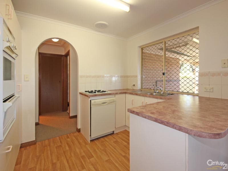 4/8 Hillview Crescent, South Brighton, SA, 5048, South Brighton - Thumbnail 3