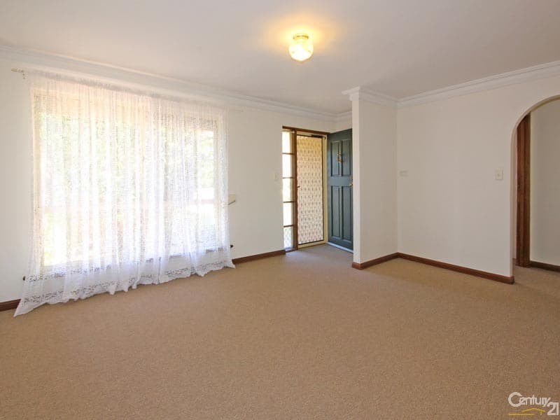 4/8 Hillview Crescent, South Brighton, SA, 5048, South Brighton - Thumbnail 2