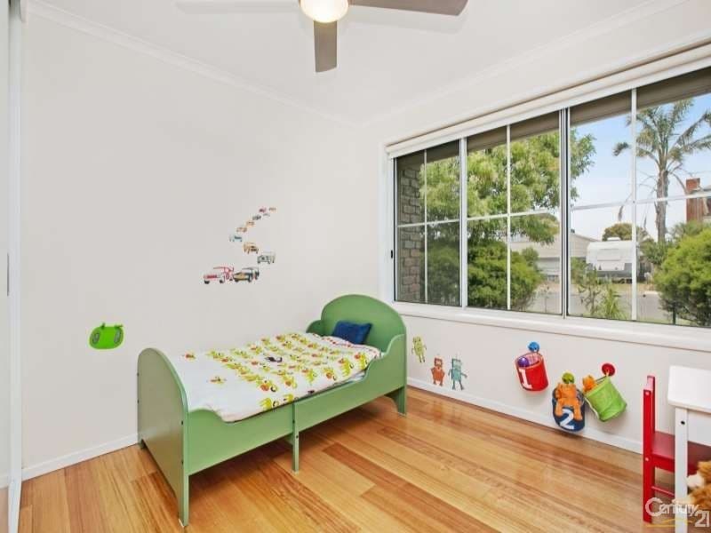 28 Lepena Crescent, Hallett Cove, SA, 5158, Hallett Cove - Thumbnail 6
