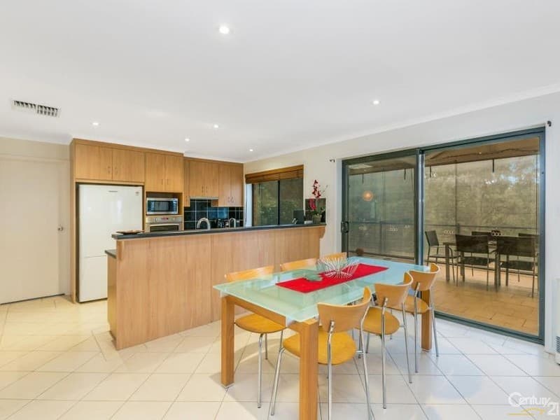 16 Grandview Court, Aberfoyle Park, SA, 5159, Aberfoyle Park - Thumbnail 6