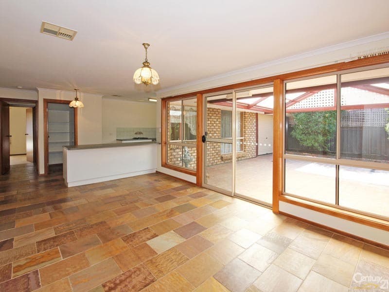 16 Northumberland Road, Onkaparinga Hills, SA, 5163, Onkaparinga Hills - Thumbnail 2