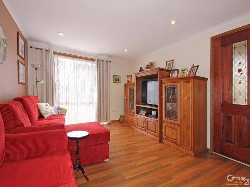 19 Minorca Crescent, Hackham West, SA, 5163, Hackham West - Thumbnail 4