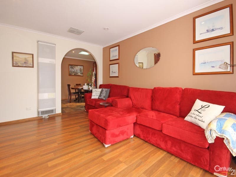 19 Minorca Crescent, Hackham West, SA, 5163, Hackham West - Thumbnail 2