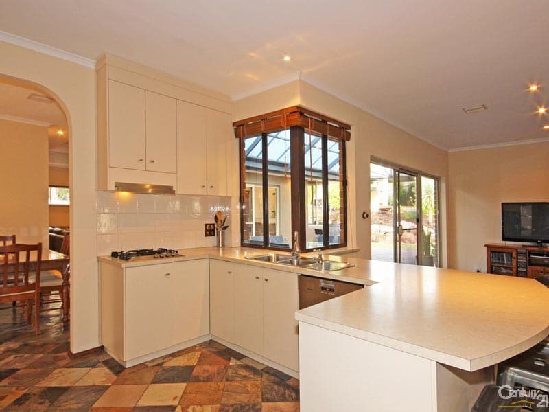 1 Piaffe Lane, Woodcroft, SA, 5162, Woodcroft - Thumbnail 7