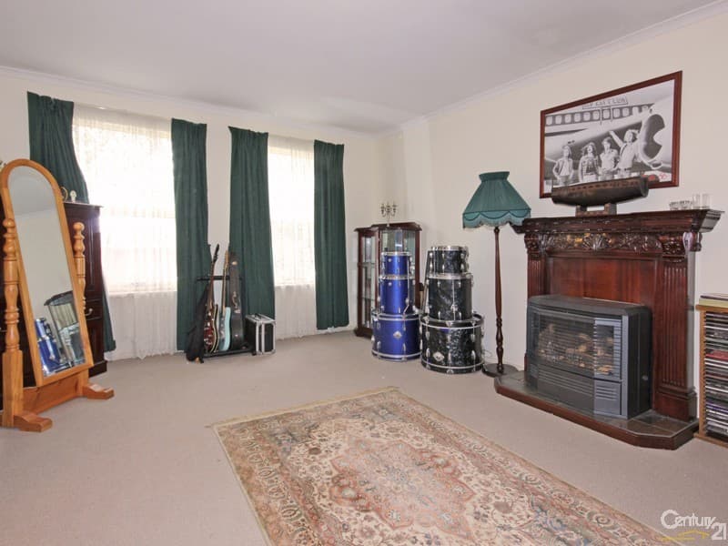 15 Partalunga Circuit, Woodcroft, SA, 5162, Woodcroft - Thumbnail 4