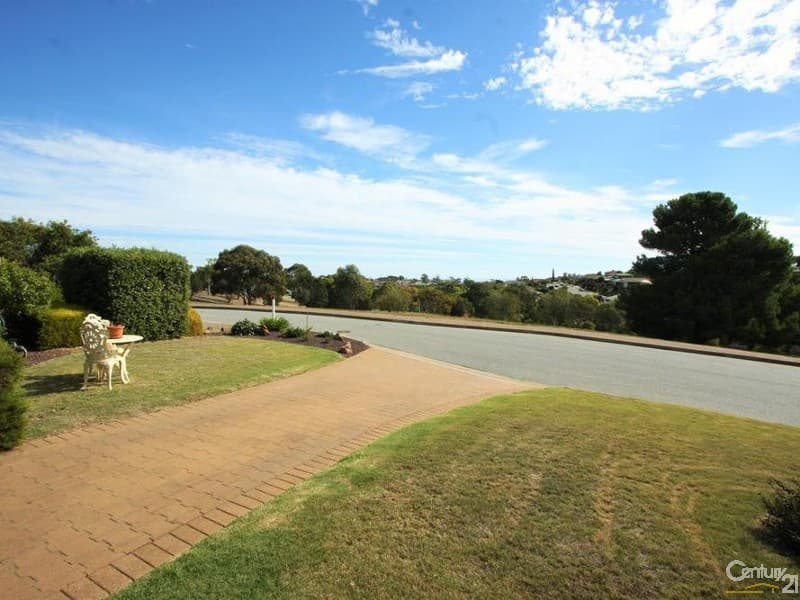 1/21 Olivier Terrace, Hallett Cove, SA, 5158, Hallett Cove - Thumbnail 2