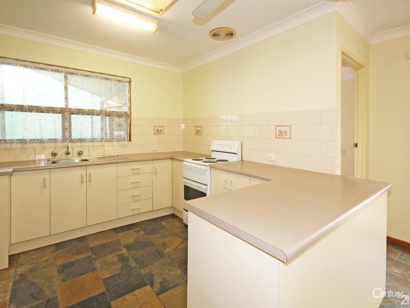 6 Clarke Crescent, Huntfield Heights, SA, 5163, Huntfield Heights - Thumbnail 3