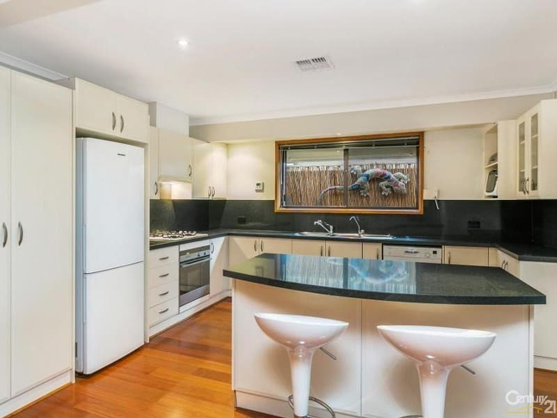 51 Neeangarra Crescent, Hallett Cove, SA, 5158, Hallett Cove - Thumbnail 2