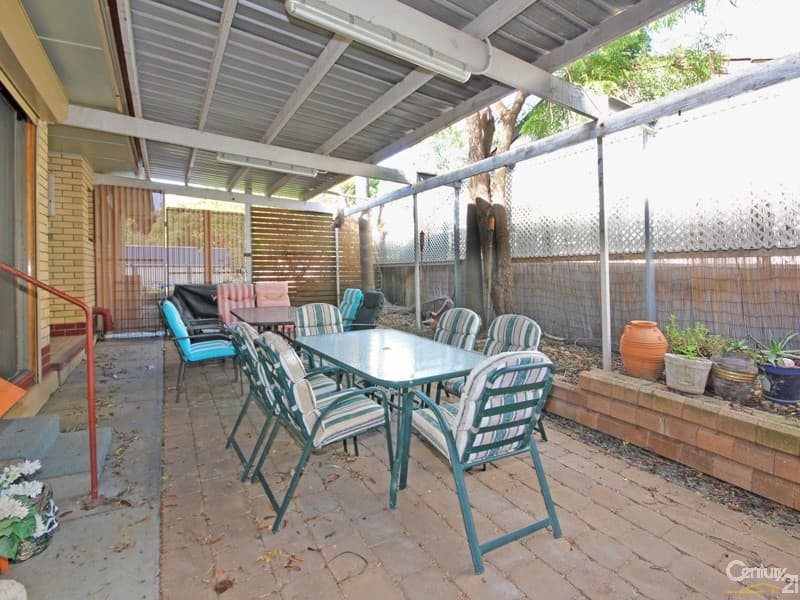 18 Blackwood Crescent, Morphett Vale, SA, 5162, Morphett Vale - Thumbnail 2