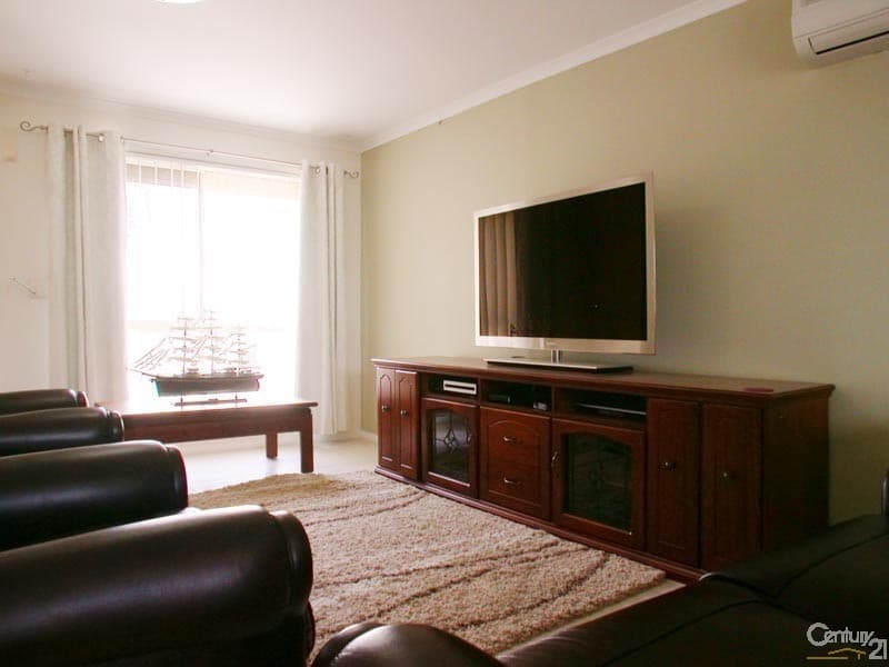 3/6 Booth Avenue, Morphett Vale, SA, 5162, Morphett Vale - Thumbnail 2