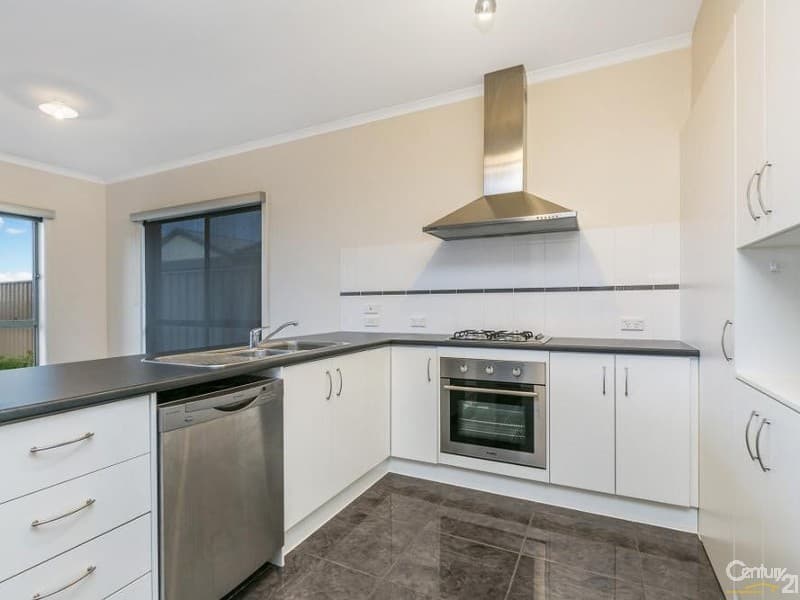 69 Serafino Drive, Noarlunga Downs, SA, 5168, Noarlunga Downs - Thumbnail 4
