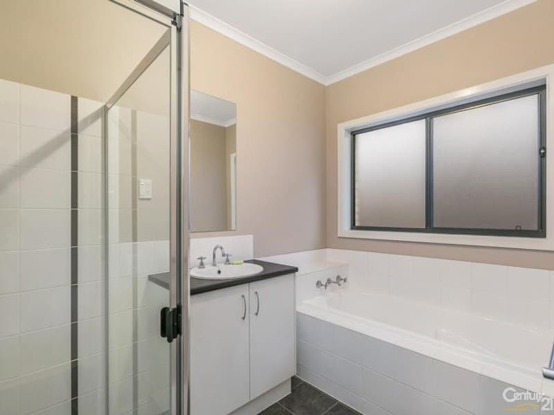 69 Serafino Drive, Noarlunga Downs, SA, 5168, Noarlunga Downs - Thumbnail 6