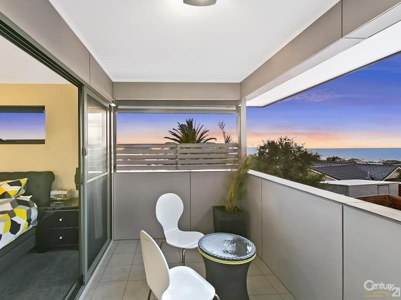 18 Lepena Crescent, Hallett Cove, SA, 5158, Hallett Cove - Thumbnail 2