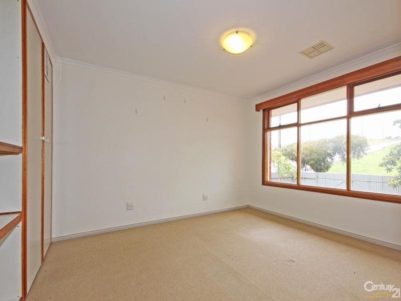 1 Lennard Drive, Moana, SA, 5169, Moana - Thumbnail 8