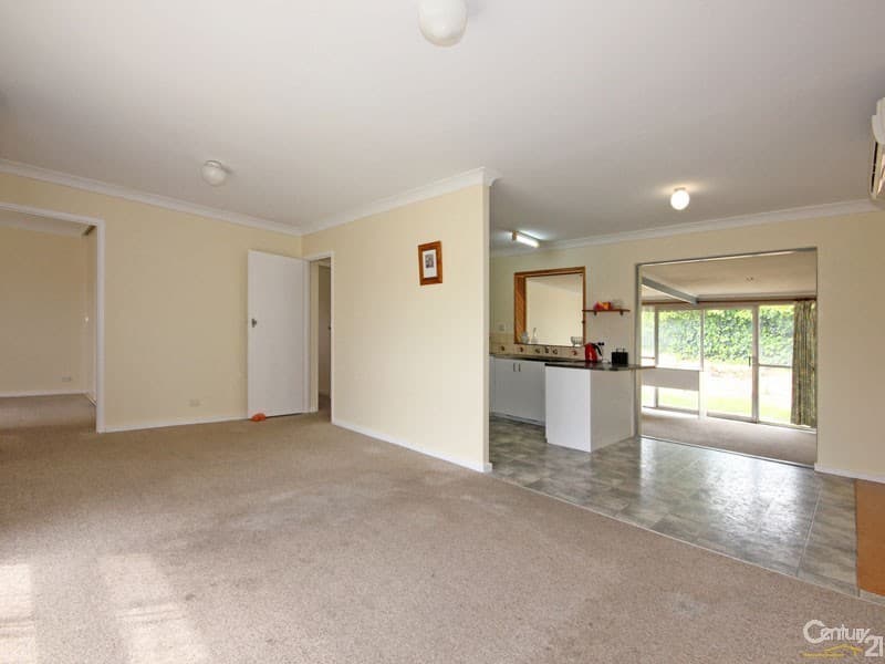 18 Desmond Road, Hackham, SA, 5163, Hackham - Thumbnail 3