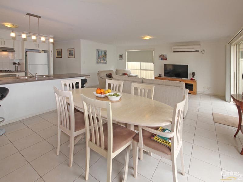 4 Robertson Road, Christies Beach, SA, 5165, Christies Beach - Thumbnail 4