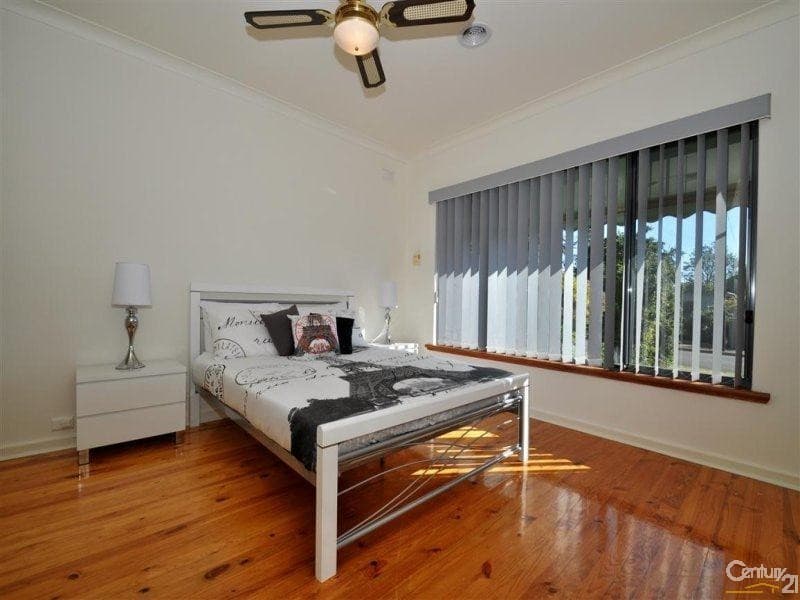 7 Shirley Street, Moura, QLD, 4718, Moura - Thumbnail 6