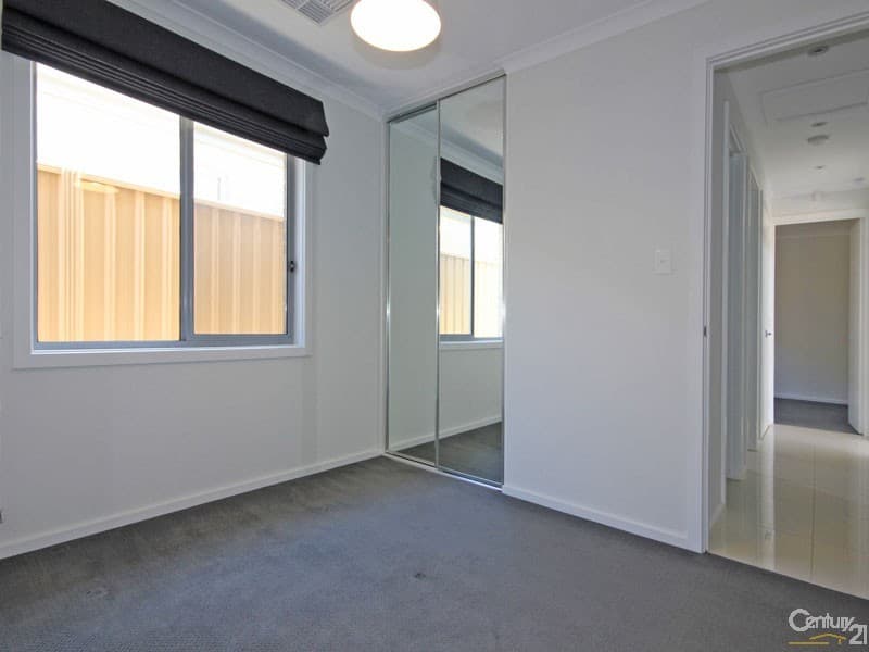 18 Bollard Avenue, Seaford Meadows, SA, 5169, Seaford Meadows - Thumbnail 8