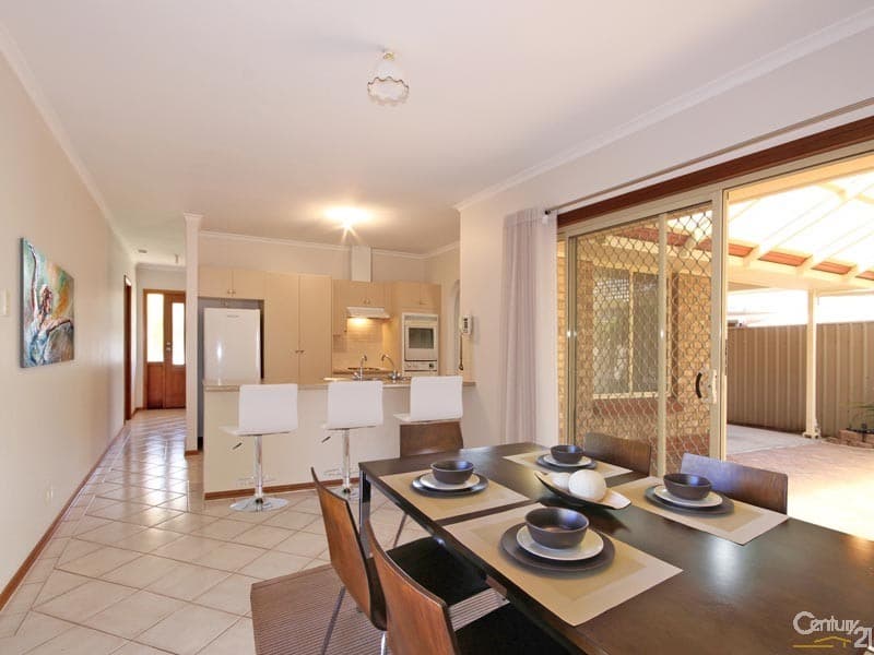 12 Cranborne Crescent, Morphett Vale, SA, 5162, Morphett Vale - Thumbnail 4