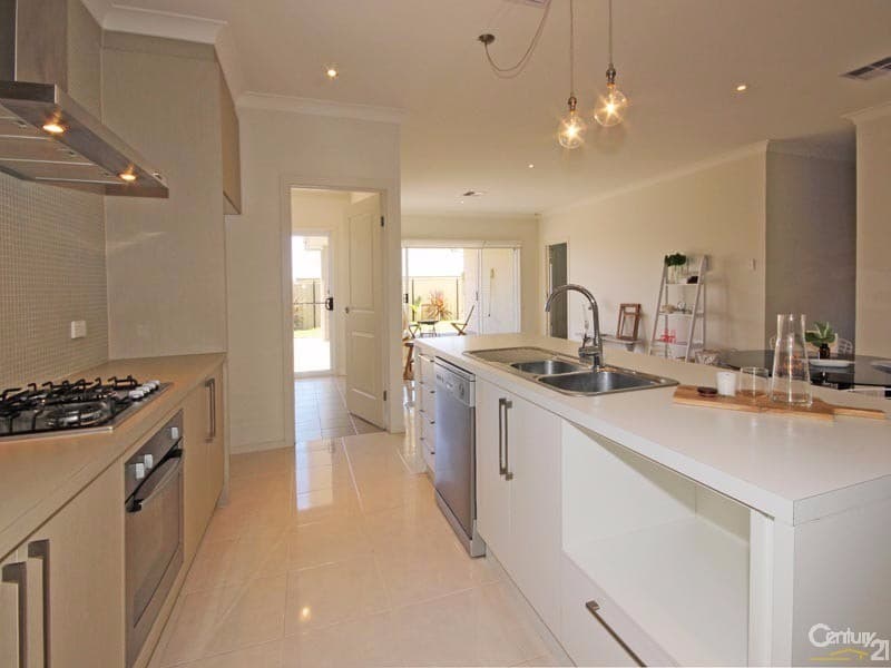 30 Yarr Crescent, Seaford Meadows, SA, 5169, Seaford Meadows - Thumbnail 4