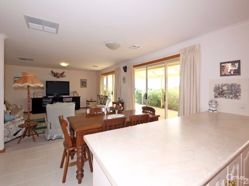 24 Henley Circuit, Seaford Rise, SA, 5169, Seaford Rise - Thumbnail 8