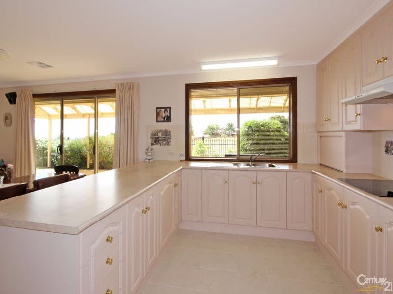 24 Henley Circuit, Seaford Rise, SA, 5169, Seaford Rise - Thumbnail 6