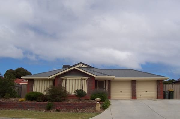 19 Simone Crescent, Morphett Vale, SA, 5162, Morphett Vale - Image 1