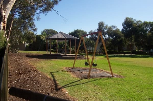 25 Bruce Street, Morphett Vale, SA, 5162, Morphett Vale - Thumbnail 2