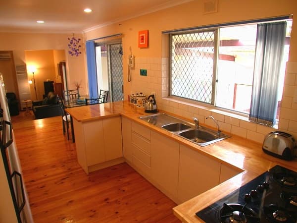 384 Honeypot Road, Huntfield Heights, SA, 5163, Huntfield Heights - Thumbnail 2