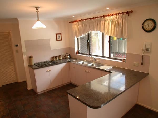 20 Odessa Drive, Woodcroft, SA, 5162, Woodcroft - Thumbnail 2