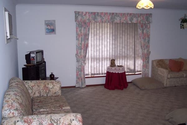 6 Farnham Crescent, Woodcroft, SA, 5162, Woodcroft - Thumbnail 3