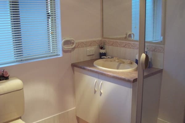 1/31 Gayome Street, Pacific Paradise, QLD, 4564, Pacific Paradise - Thumbnail 5