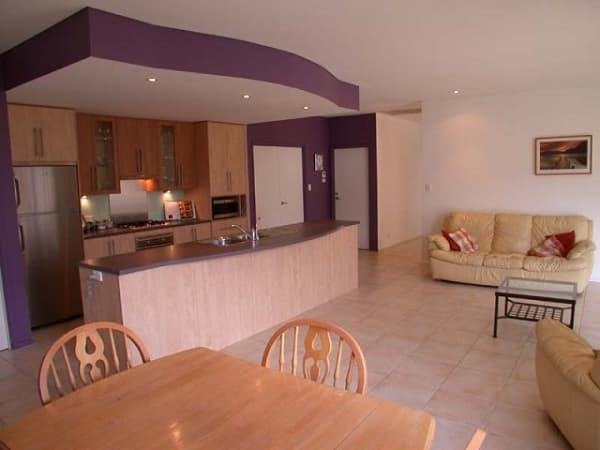 77 The Esplanade, Coombabah, QLD, 4216, Coombabah - Thumbnail 2