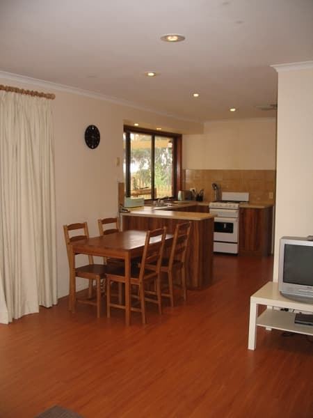 12 Unley Court, Onkaparinga Hills, SA, 5163, Onkaparinga Hills - Thumbnail 2