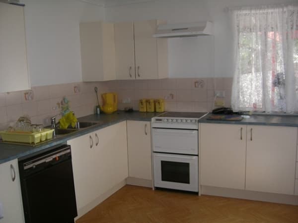 24 Minnipa Drive, Hallett Cove, SA, 5158, Hallett Cove - Thumbnail 8