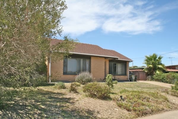 4 Frank Bell Street, Emerald, QLD, 4720, Emerald - Image 1