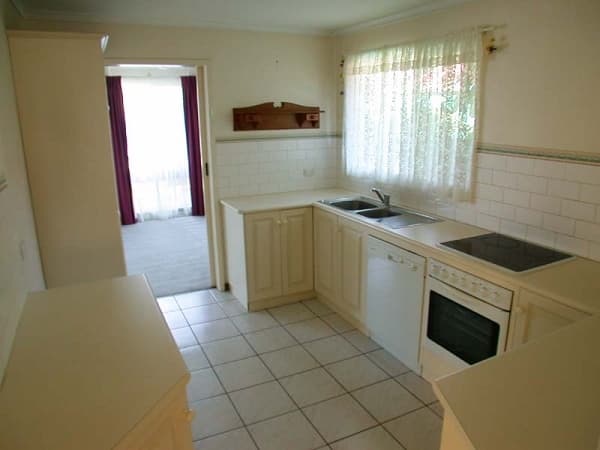 2303/2663 Gold Coast Highway, Broadbeach, QLD, 4218, Broadbeach - Thumbnail 2