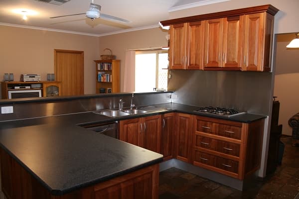3 Short Street, Redlynch, QLD, 4870, Redlynch - Thumbnail 2