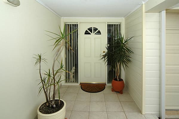 9D/28 Bayview Street, Runaway Bay, QLD, 4216, Runaway Bay - Thumbnail 2