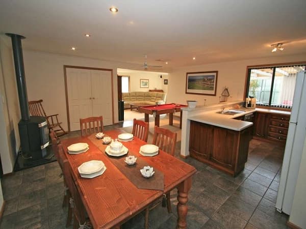 25 McKenzie Street, Aldinga Beach, SA, 5173, Aldinga Beach - Thumbnail 2