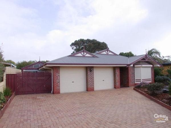 6 Daykin Close, Redlynch, QLD, 4870, Redlynch - Thumbnail 2