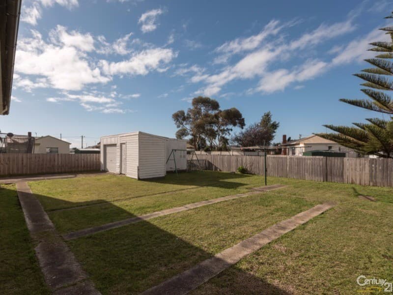 60 Ronald Street, Devonport, TAS, 7310, Devonport - Thumbnail 8