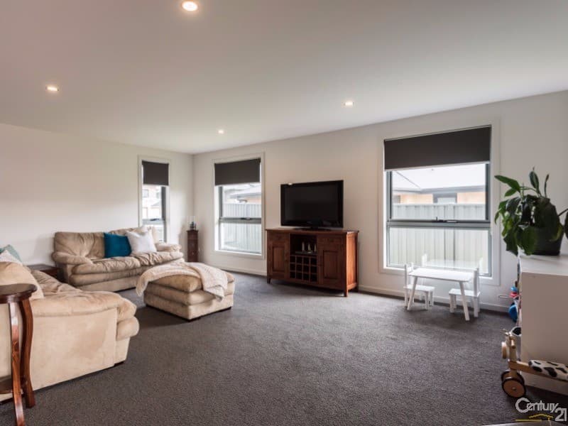 8 Washington Drive, Devonport, TAS, 7310, Stony Rise - Thumbnail 4