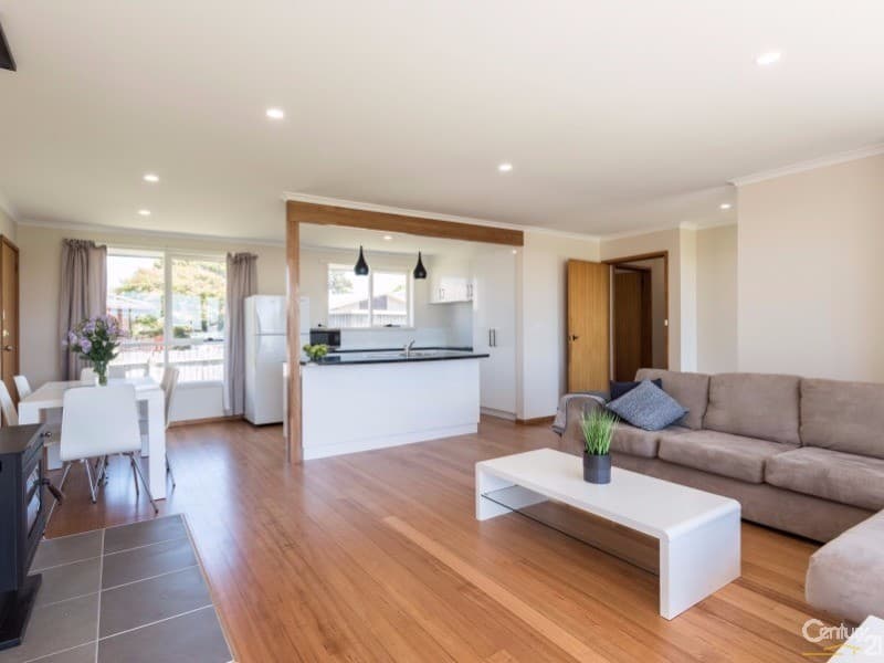 10 Aylett Avenue, Devonport, TAS, 7310, Devonport - Thumbnail 2