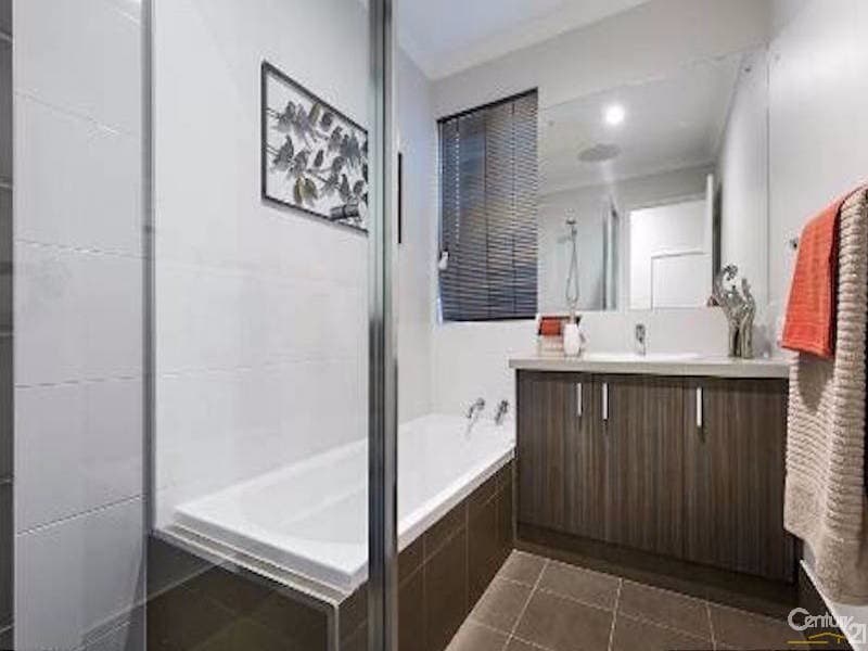 2/280 Lord Street, Perth, WA, 6000, South Murwillumbah - Thumbnail 5