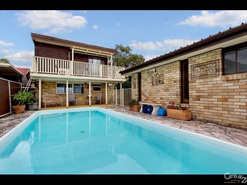 4 Sevenoaks Crescent,, Bass Hill, NSW, 2197, Bass Hill - Thumbnail 3